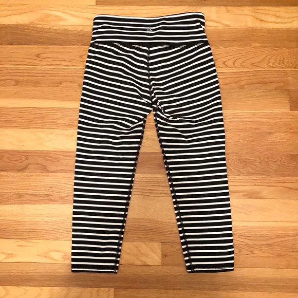 Athleta Chaturanga Striped Capri Leggings - Picture 13 of 16